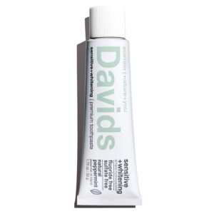 Davids travel size premium toothpaste / sensitive+whitening